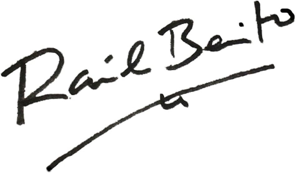 firma Raúl Benito